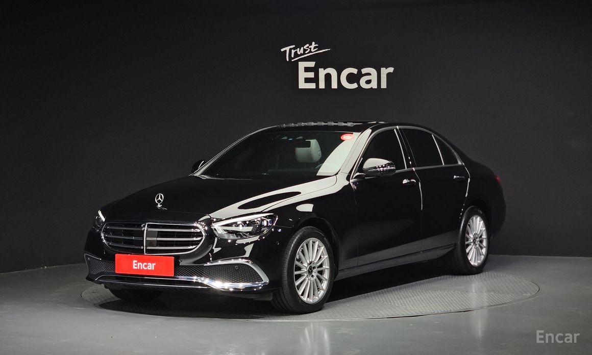 E-Class W213E220d 4MATIC Exclusive 2
