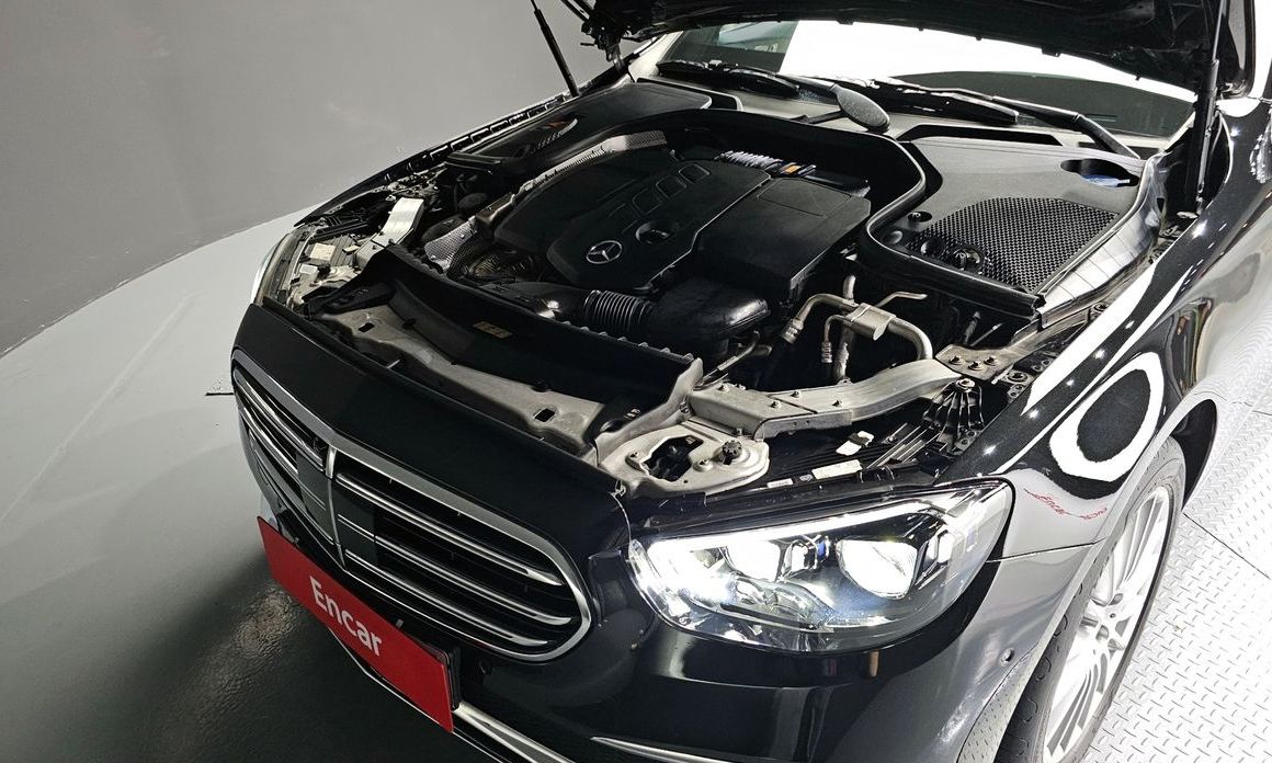 E-Class W213E220d 4MATIC Exclusive 7