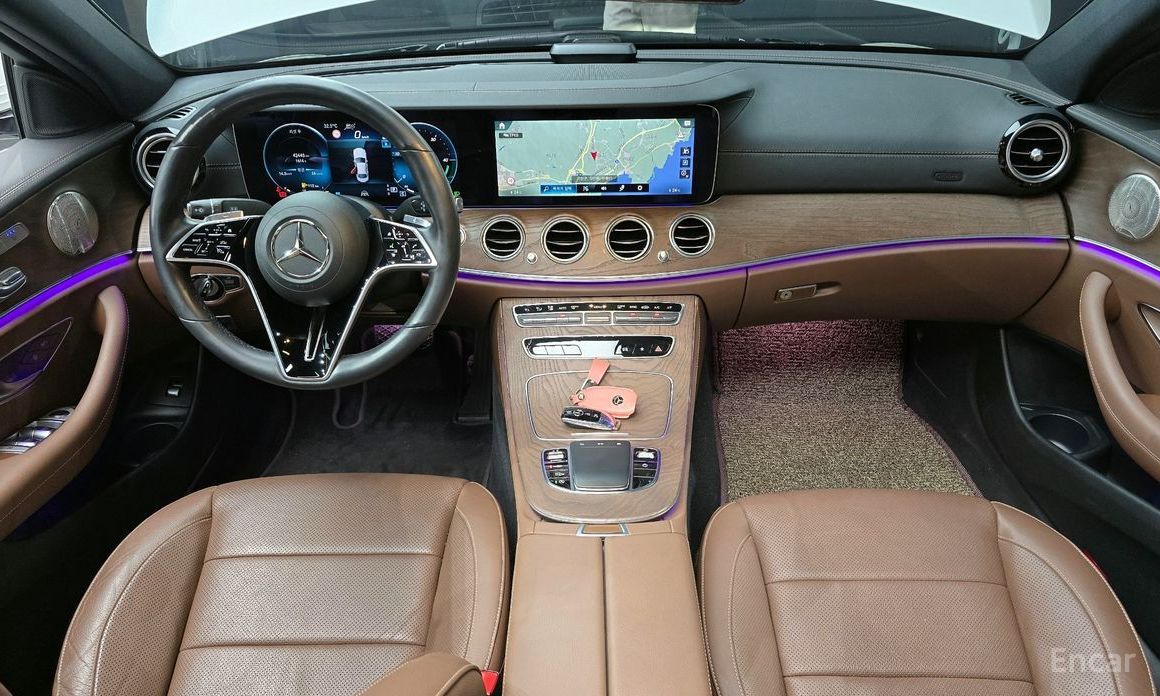 E-Class W213E220d 4MATIC Exclusive 8