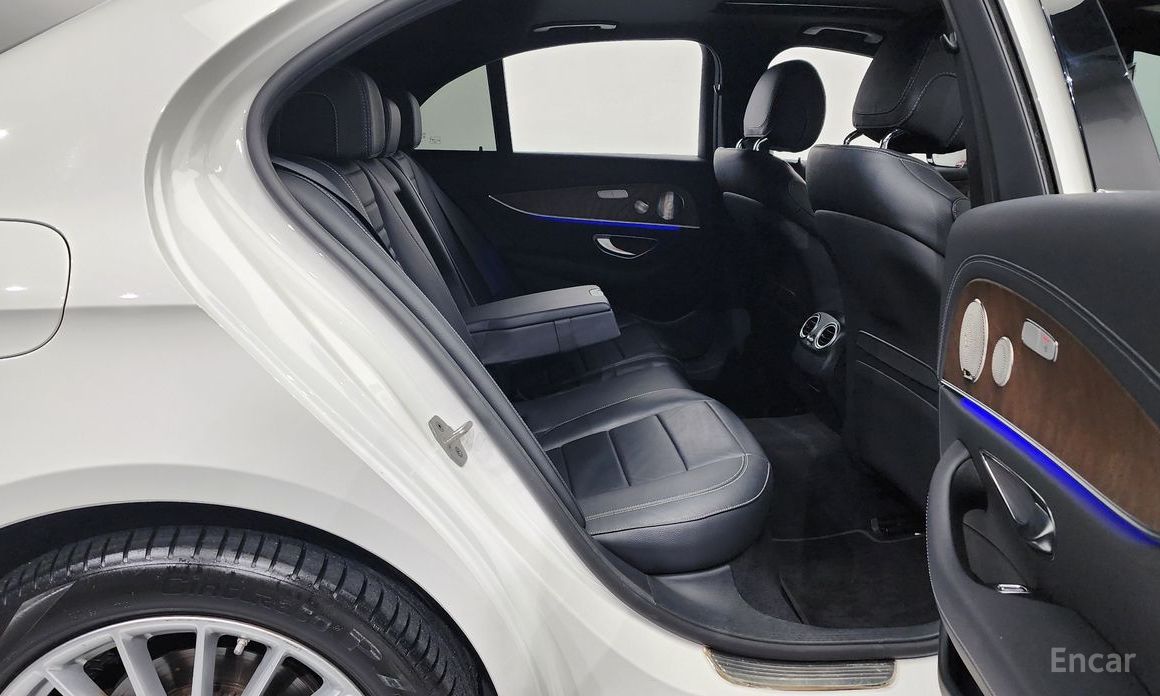 E-Class W213E220d 4MATIC Exclusive 13