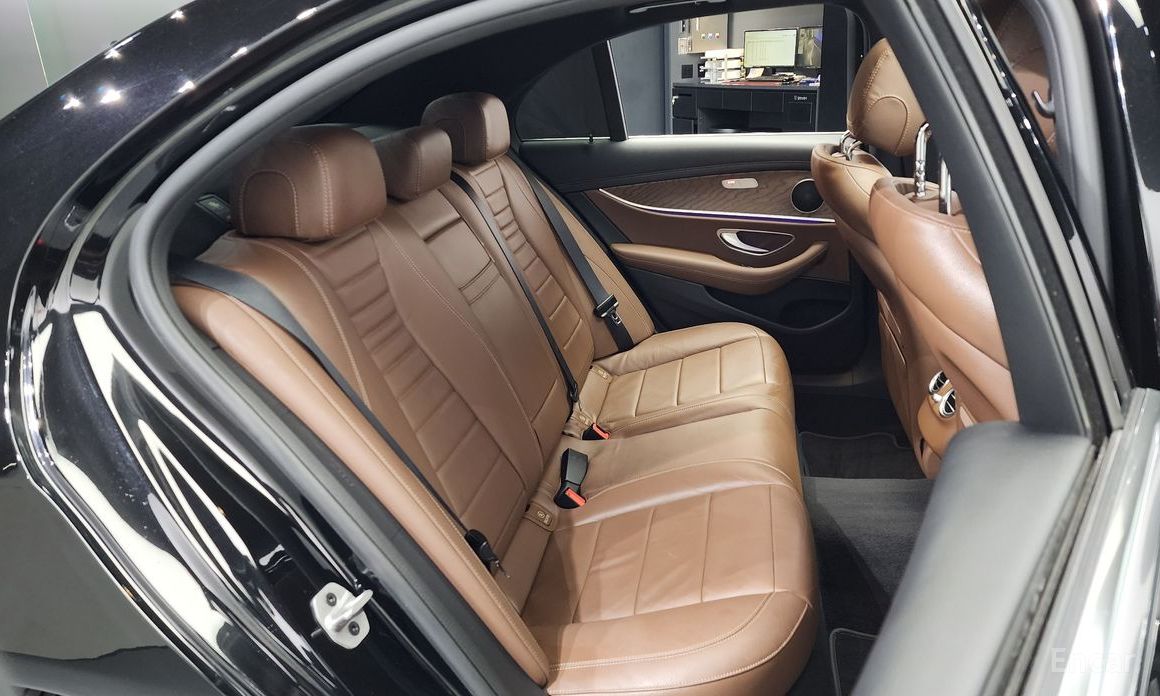 E-Class W213E220d 4MATIC Exclusive 13
