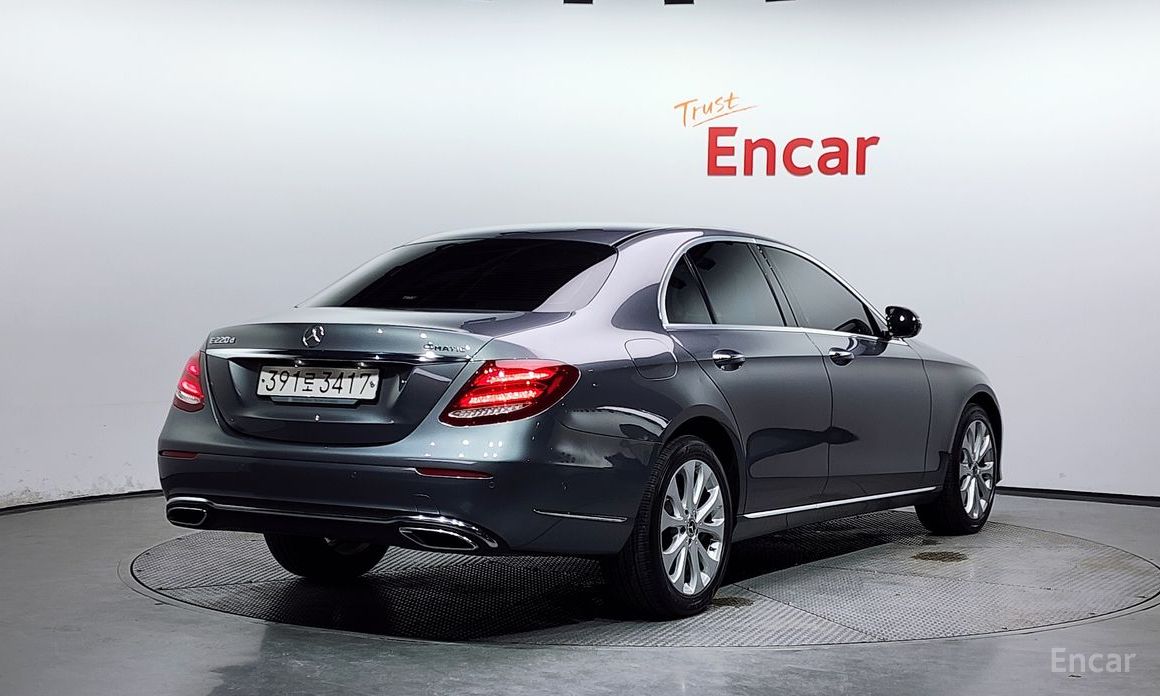 Mercedes-Benz E-Class W213E220d 4MATIC Exclusive №3