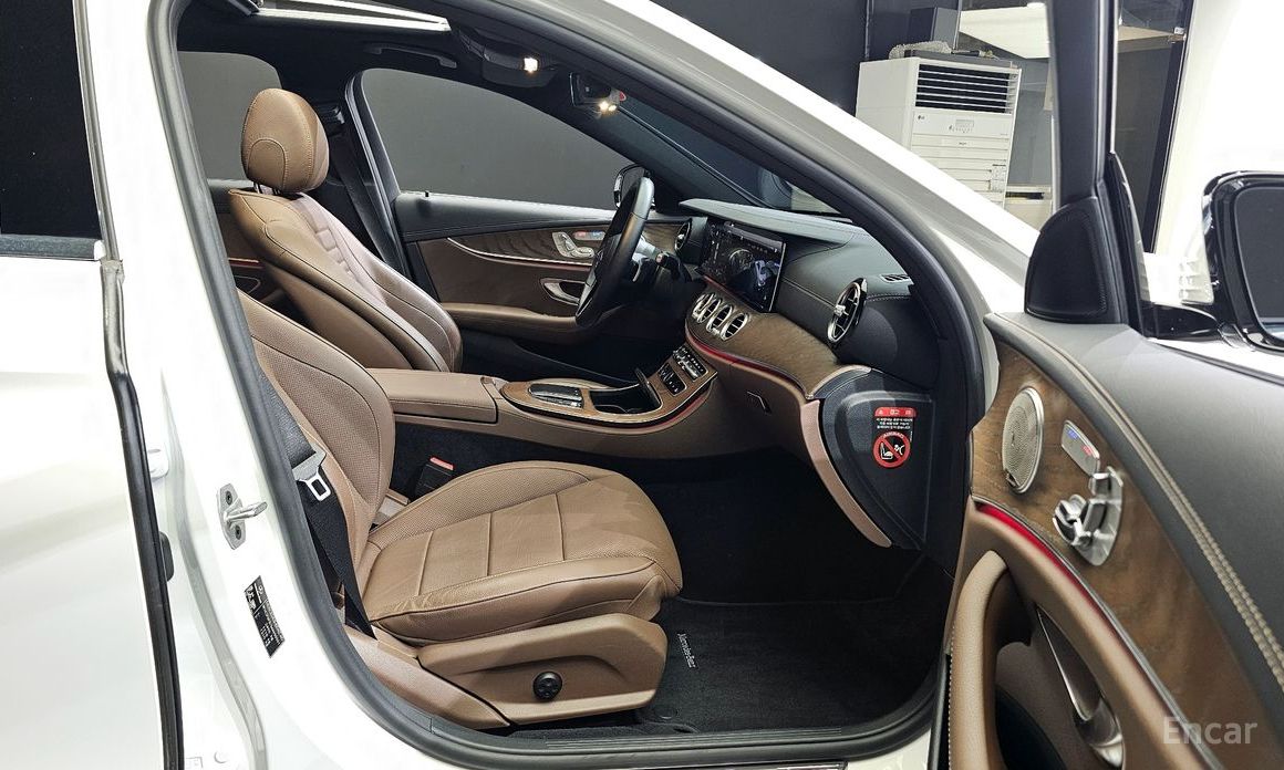 E-Class W213E220d 4MATIC Exclusive 13