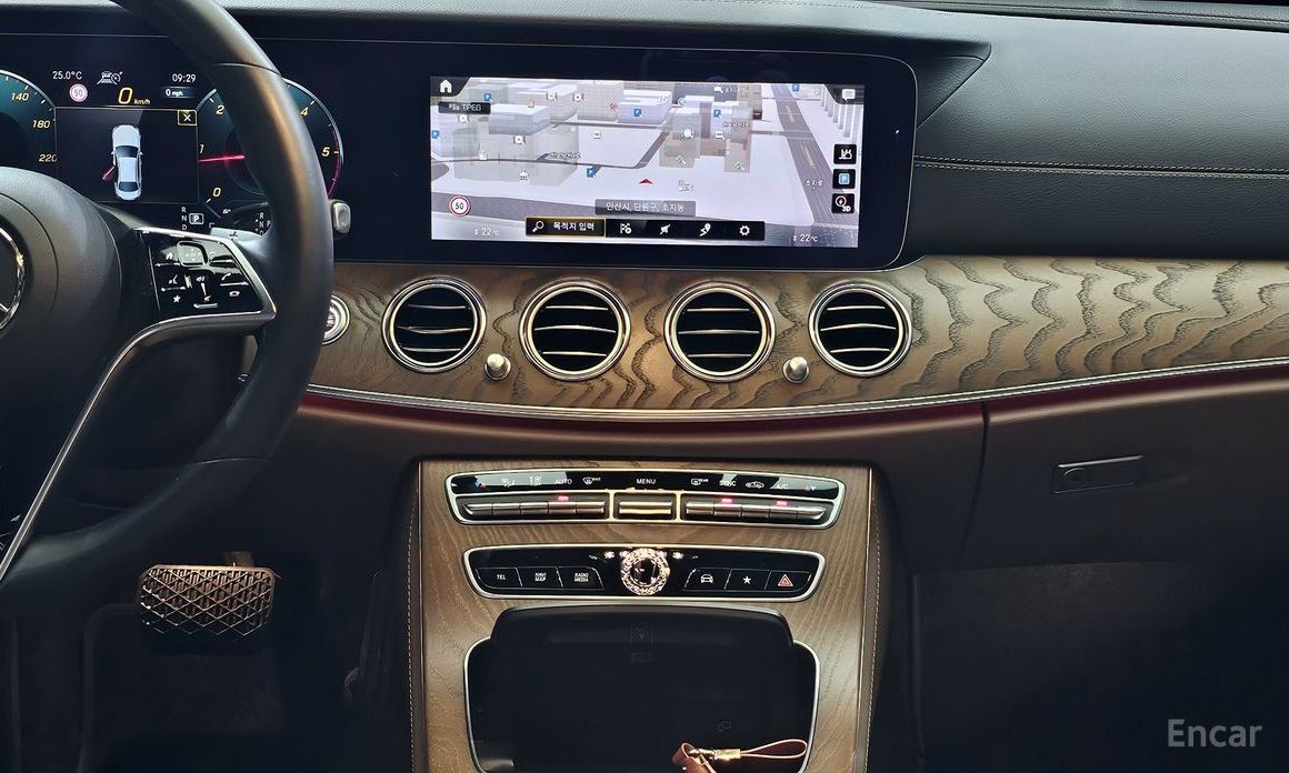 E-Class W213E220d 4MATIC Exclusive 20