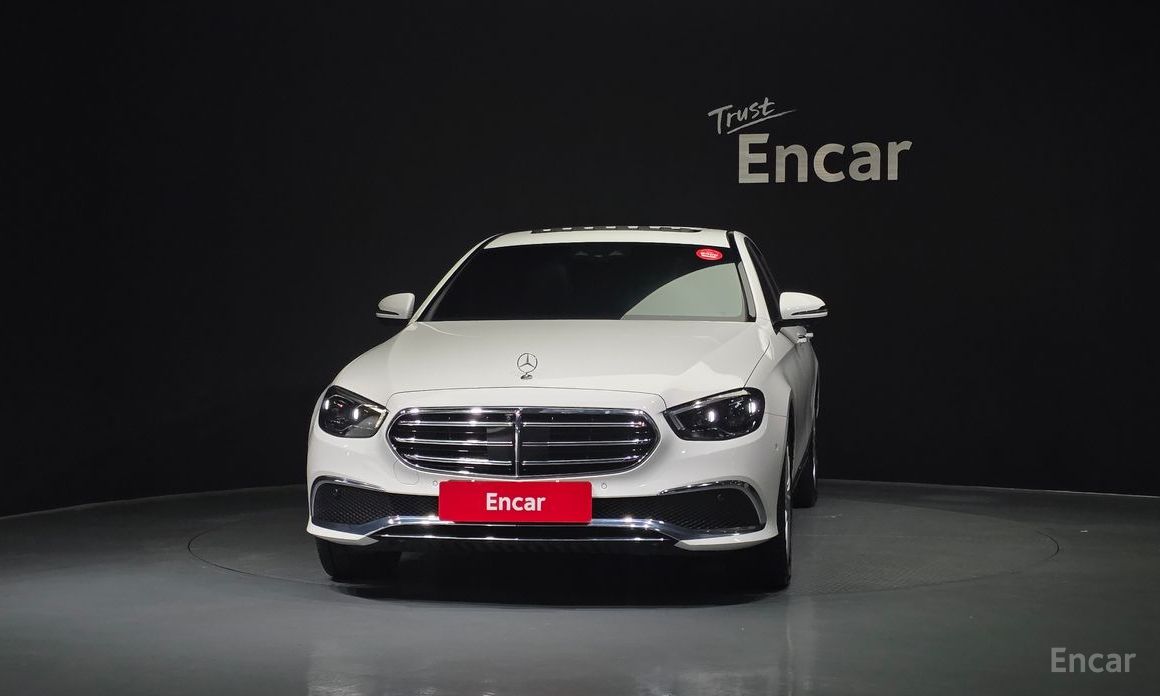 E-Class W213E220d 4MATIC Exclusive 4