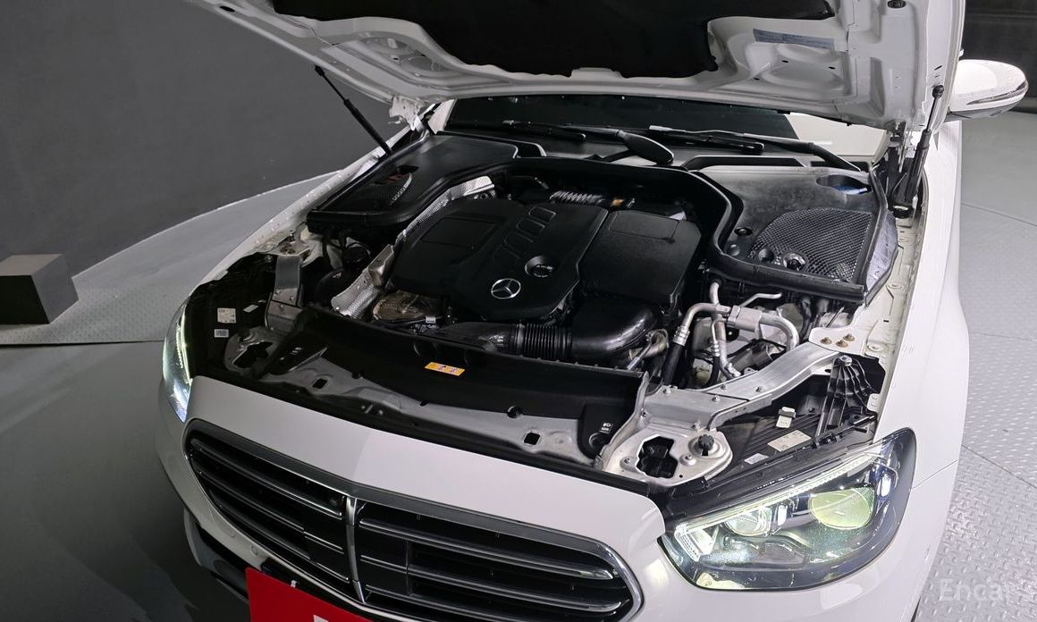 E-Class W213E220d 4MATIC Exclusive 7