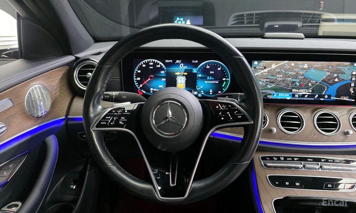 E-Class W213E220d 4MATIC Exclusive 14