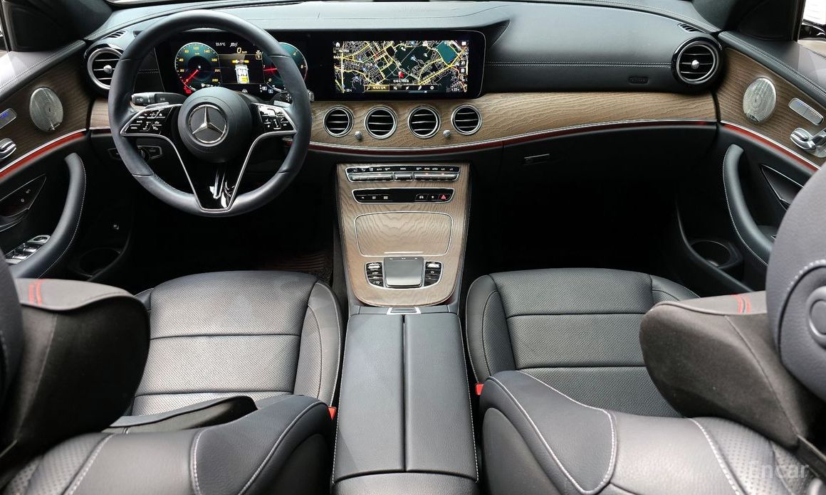 E-Class W213E220d 4MATIC Exclusive 8