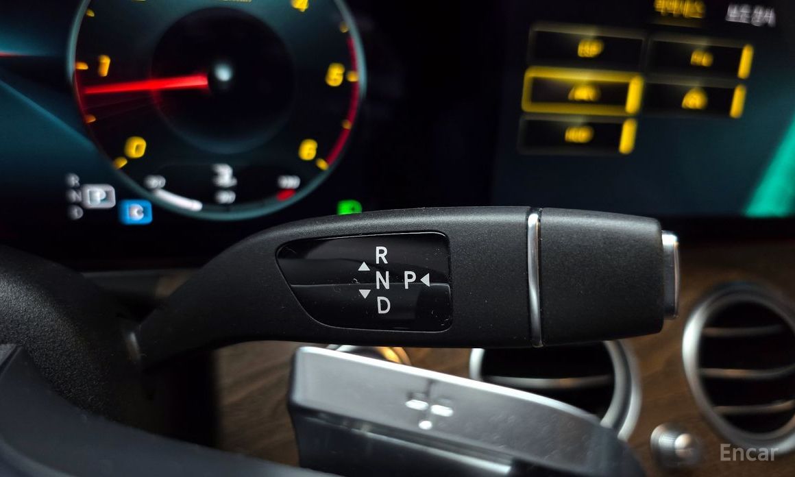 E-Class W213E220d 4MATIC Exclusive 10