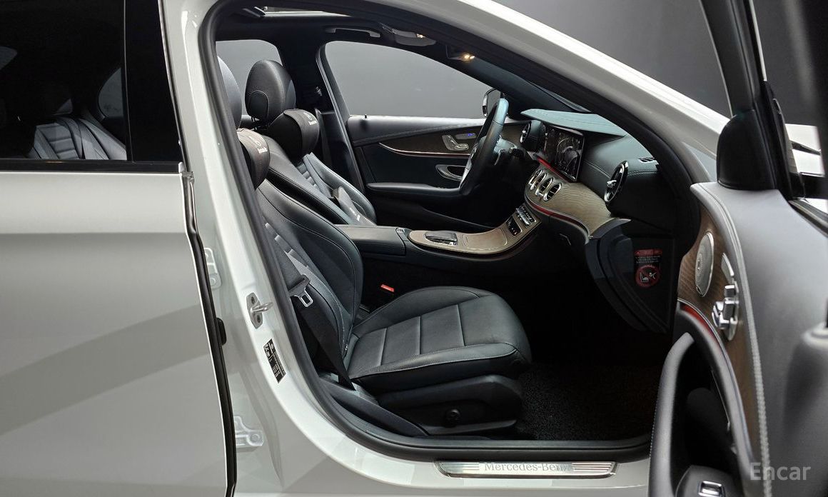 E-Class W213E220d 4MATIC Exclusive 11