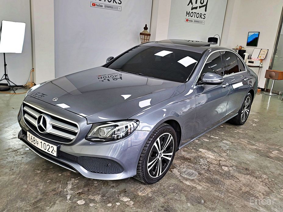 E-Class W213E220d Avant-Garde 7
