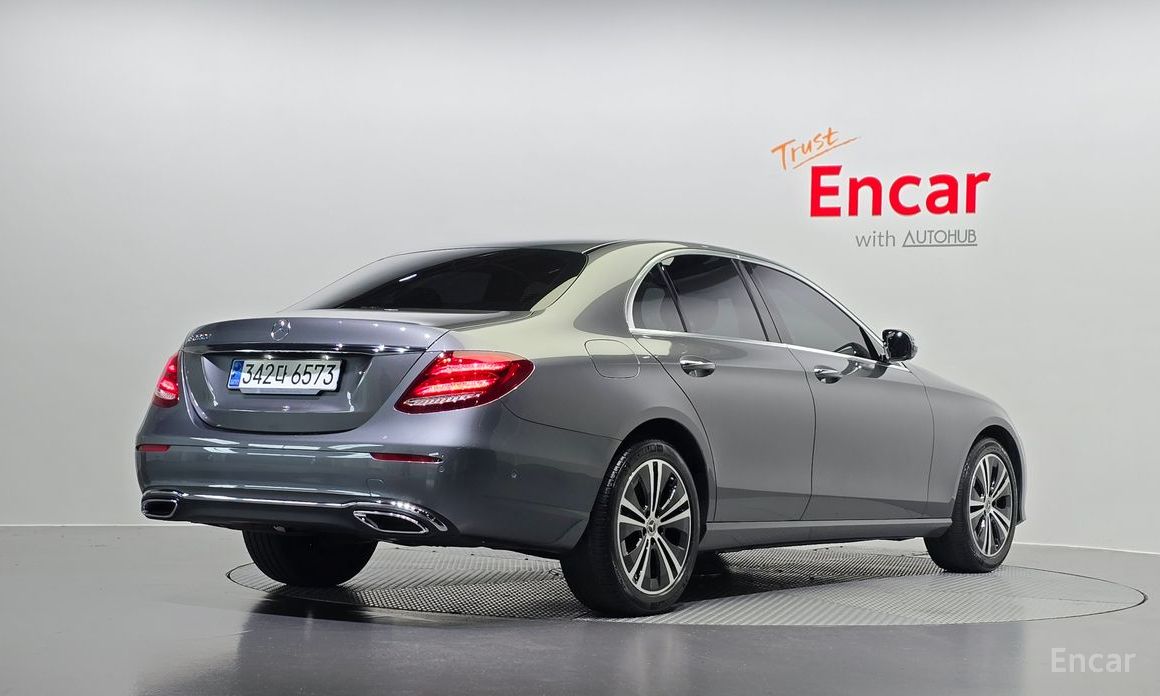 Mercedes-Benz E-Class W213E220d Avant-Garde №3