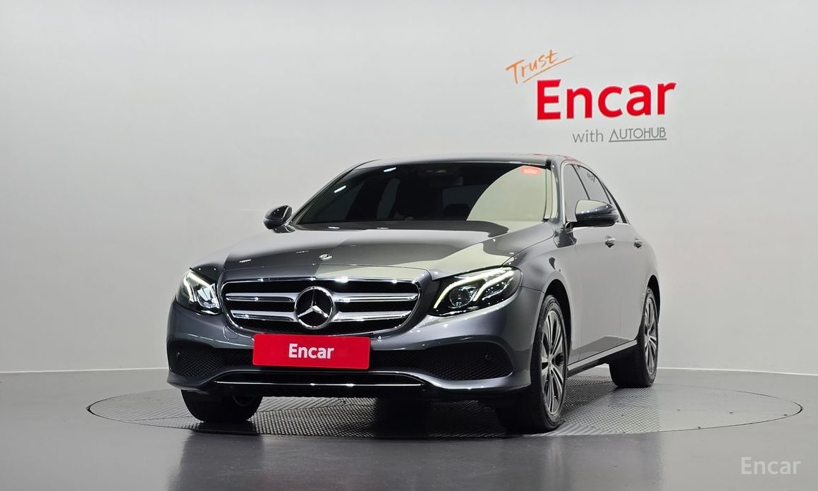 Mercedes-Benz E-Class W213E220d Avant-Garde №4