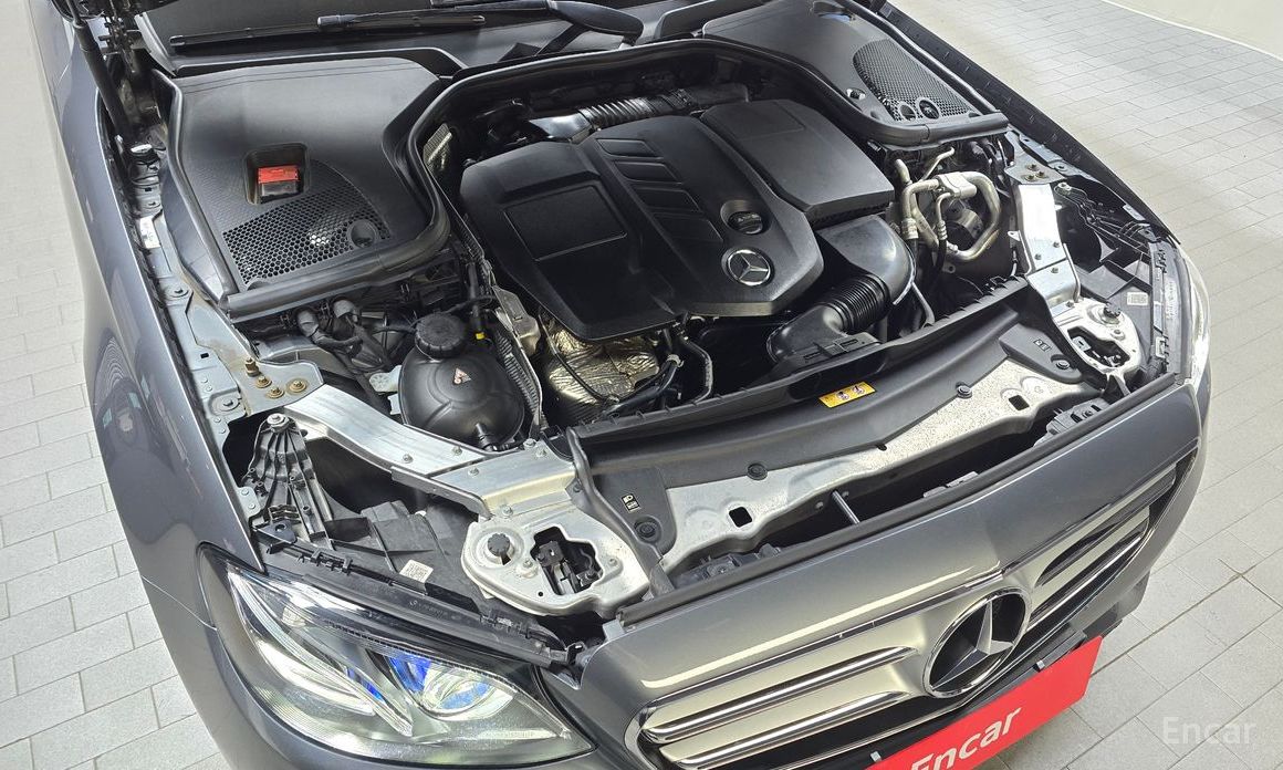 Mercedes-Benz E-Class W213E220d Avant-Garde №7