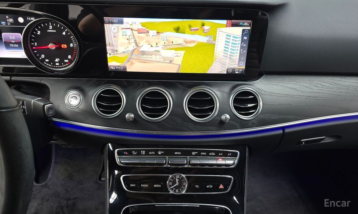 Mercedes-Benz E-Class W213E220d Avant-Garde №15