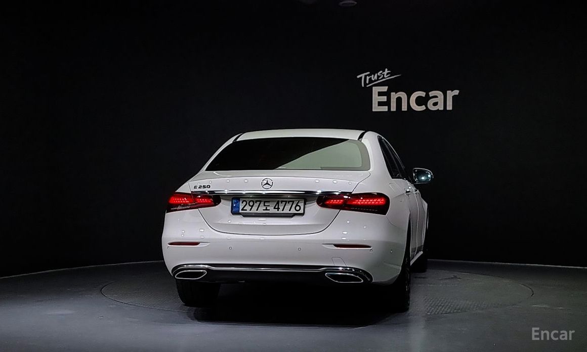Mercedes-Benz E-Class W213E250 Avant-Garde №5