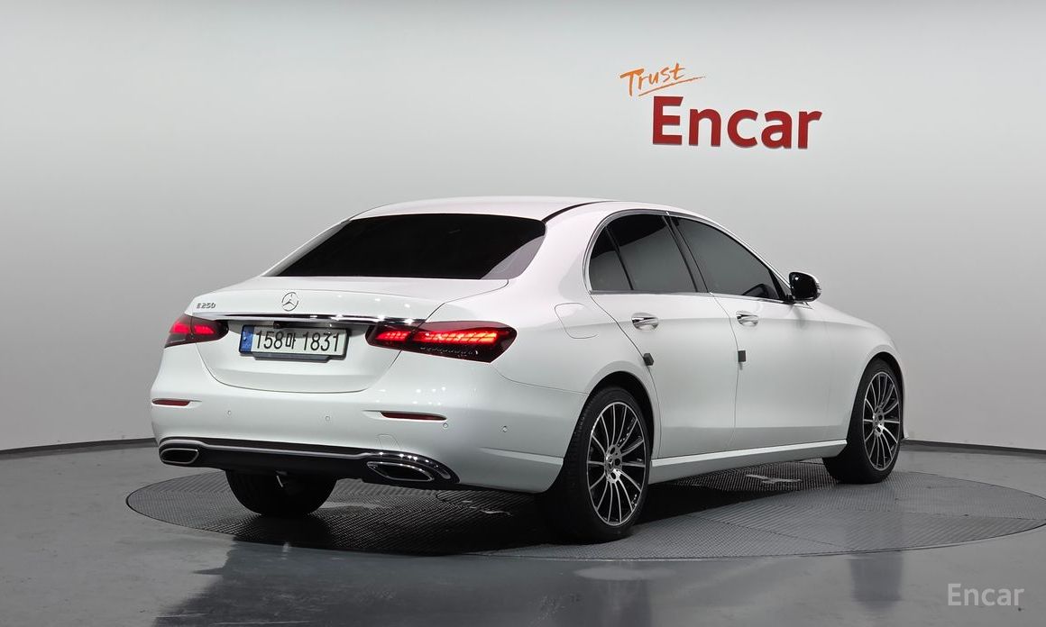 E-Class W213E250 Avant-Garde 3