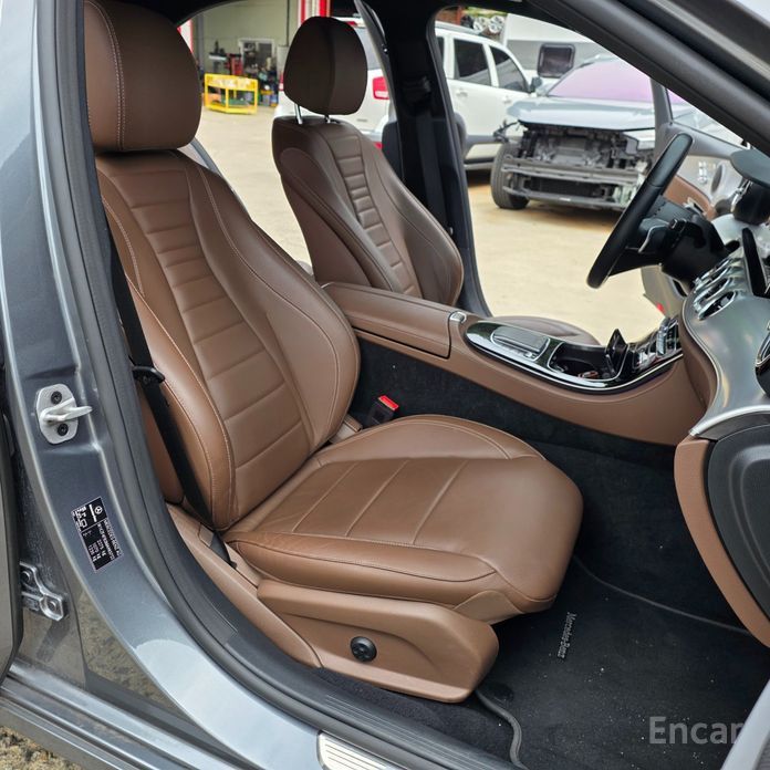 Mercedes-Benz E-Class W213E250 Avant-Garde №12