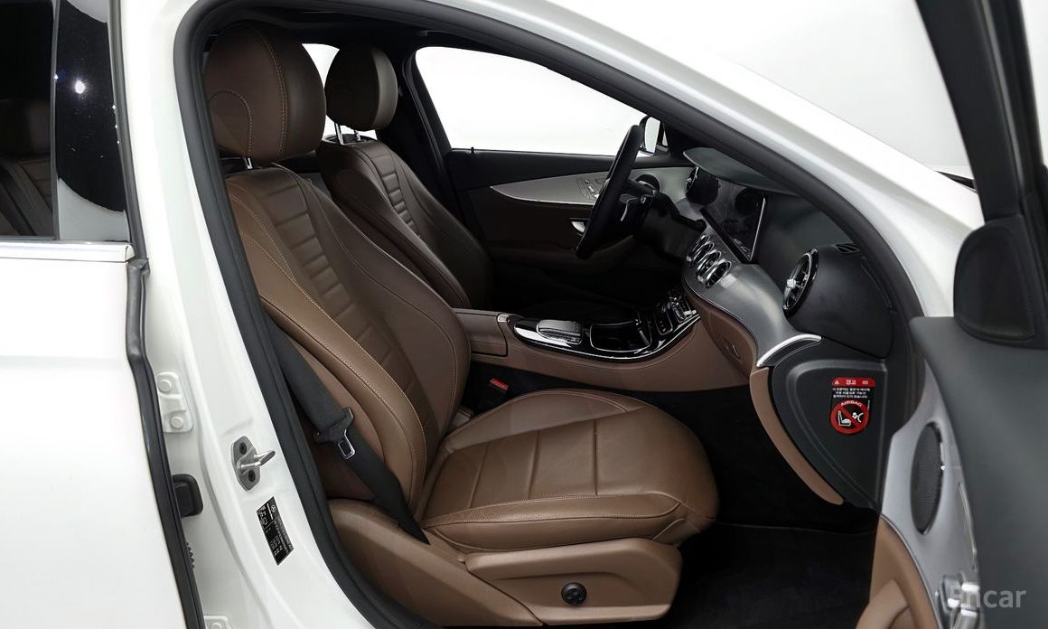 Mercedes-Benz E-Class W213E250 Avant-Garde №12
