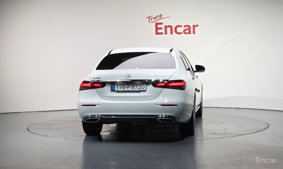 Mercedes-Benz E-Class W213E250 Avant-Garde №4