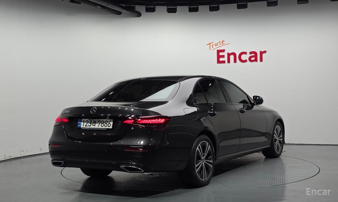 Mercedes-Benz E-Class W213E250 Avant-Garde №3