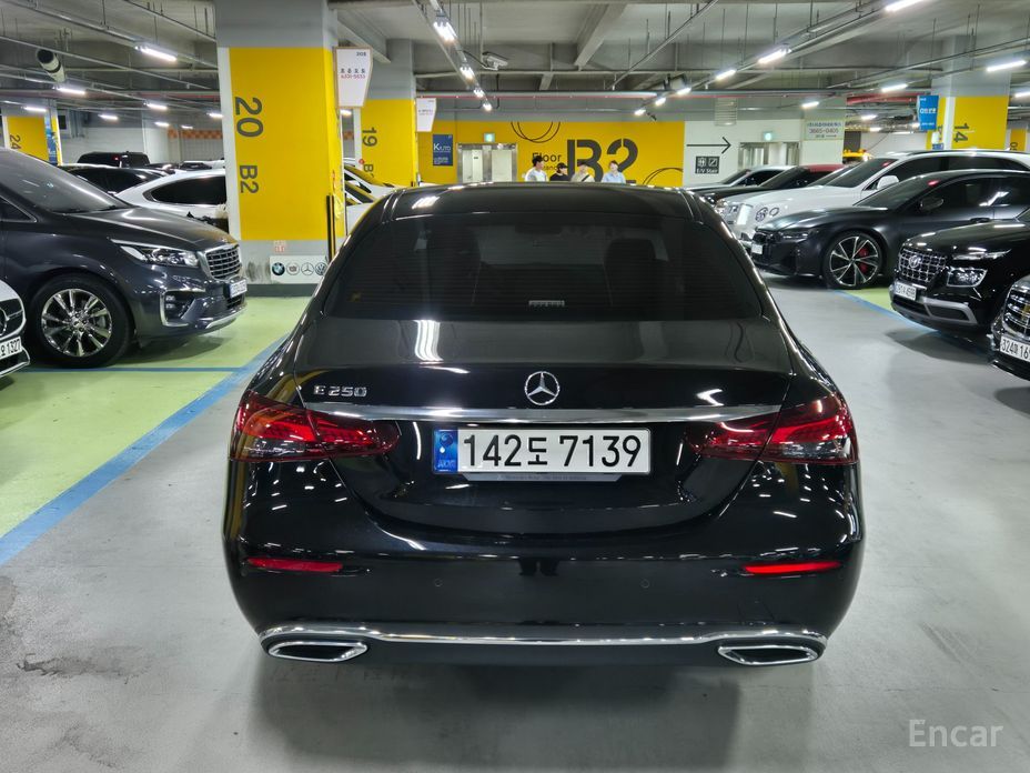 Mercedes-Benz E-Class W213E250 Avant-Garde №4