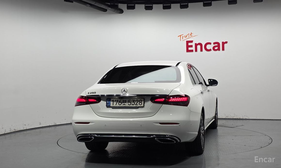 Mercedes-Benz E-Class W213E250 Avant-Garde №5