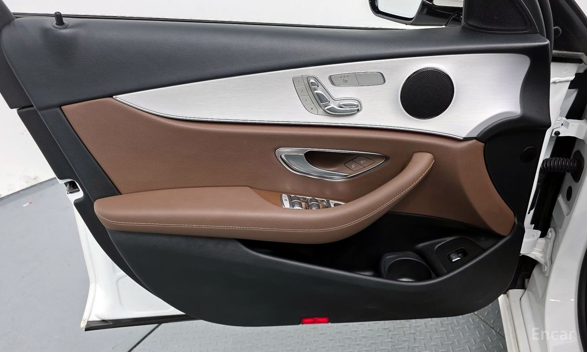 Mercedes-Benz E-Class W213E250 Avant-Garde №18
