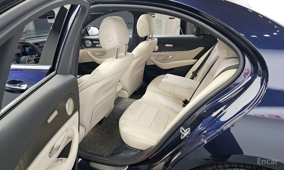 Mercedes-Benz E-Class W213E250 Avant-Garde №12