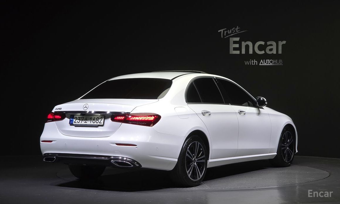 E-Class W213E250 Avant-Garde 3