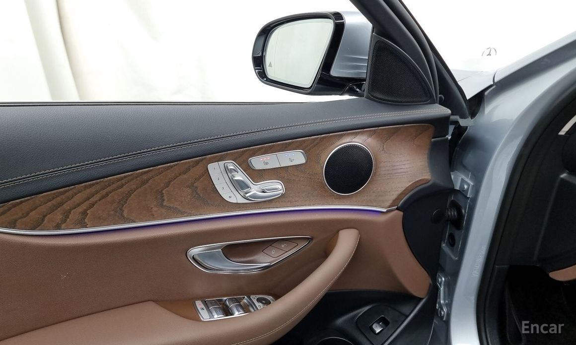 Mercedes-Benz E-Class W213E250 Exclusive №17