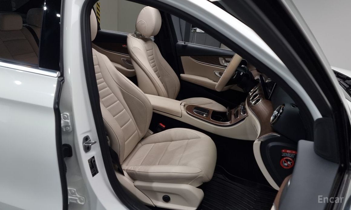 Mercedes-Benz E-Class W213E250 Exclusive №11