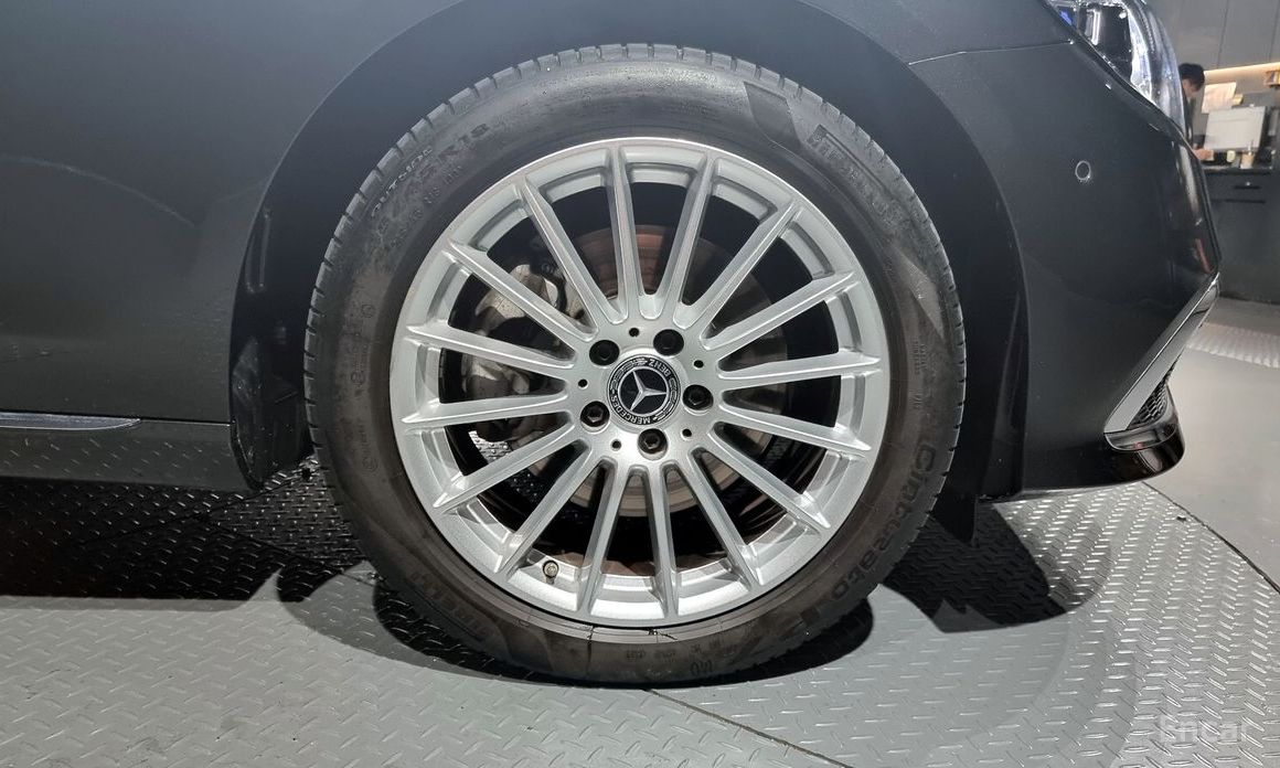 Mercedes-Benz E-Class W213E250 Exclusive №6