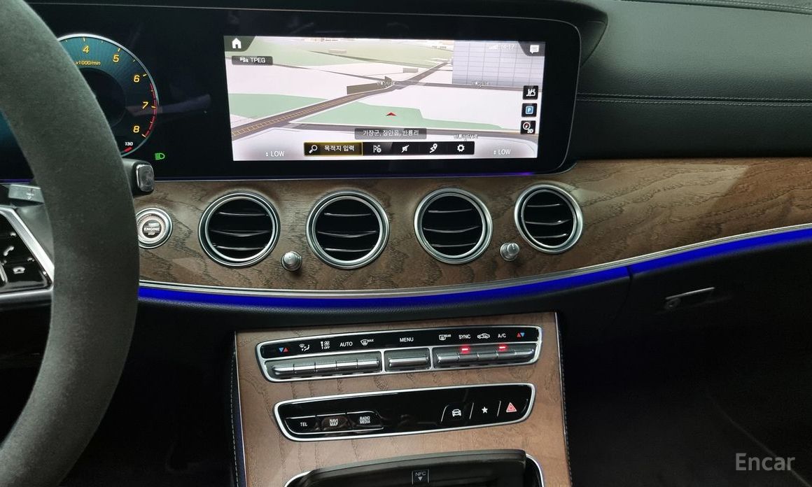 Mercedes-Benz E-Class W213E250 Exclusive №15