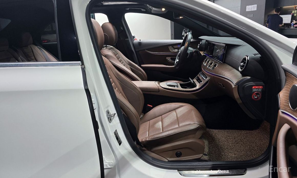 Mercedes-Benz E-Class W213E250 Exclusive №12
