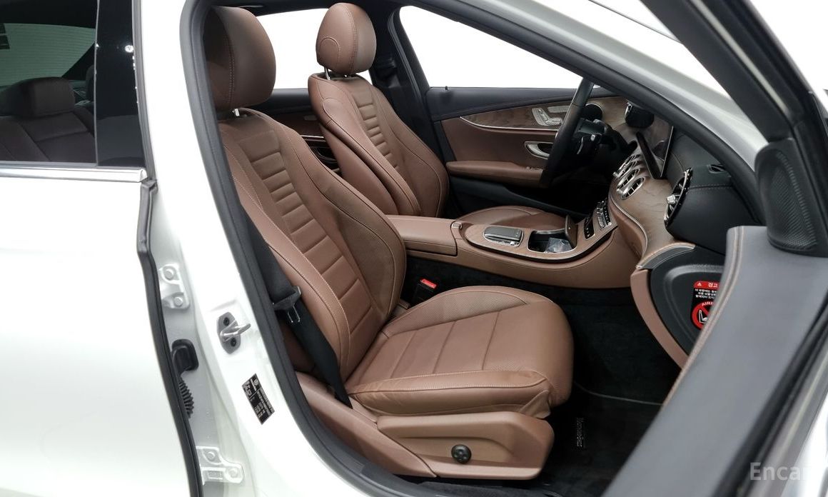 E-Class W213E250 Exclusive 11