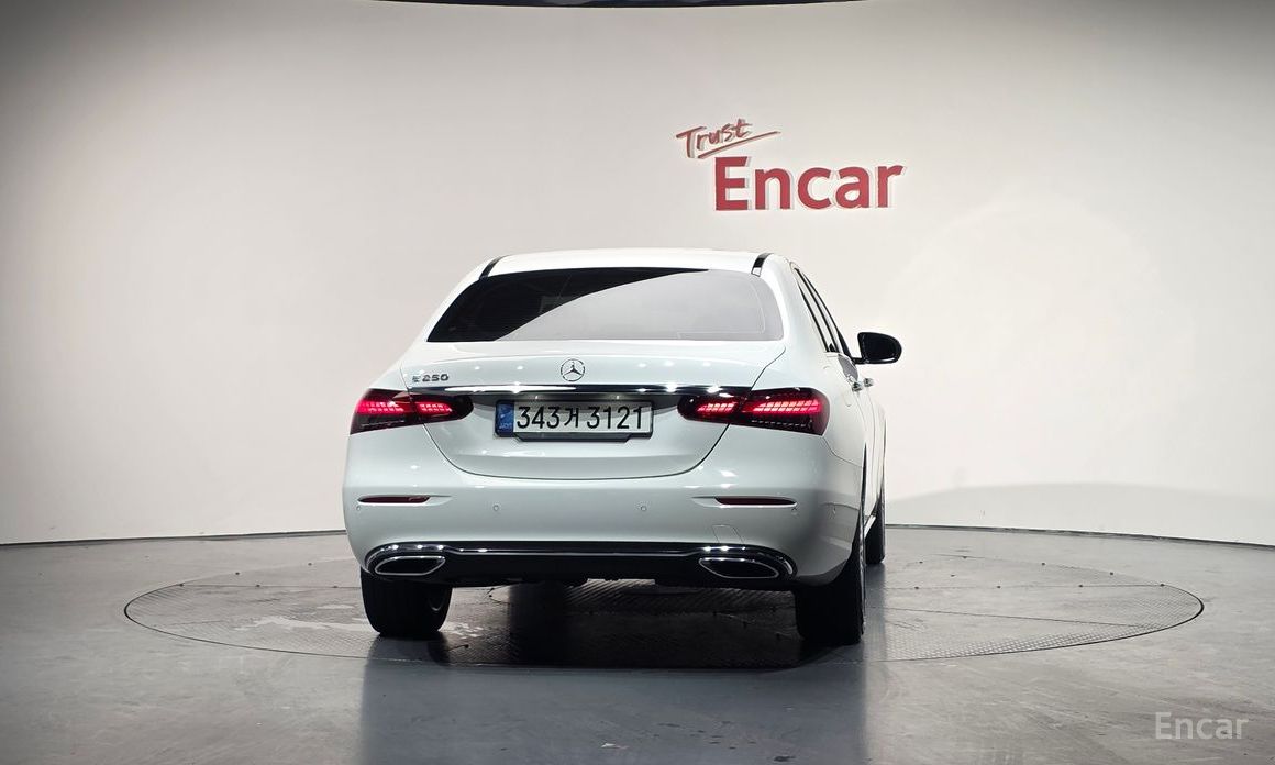 E-Class W213E250 Exclusive 4