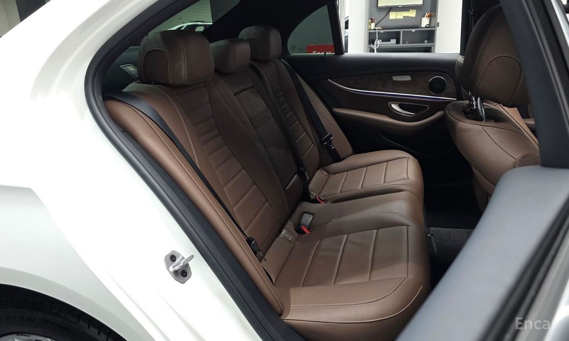 E-Class W213E250 Exclusive 11
