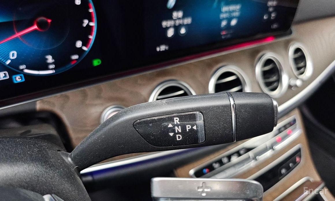 Mercedes-Benz E-Class W213E250 Exclusive №10