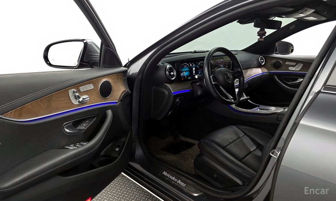 E-Class W213E250 Exclusive 11