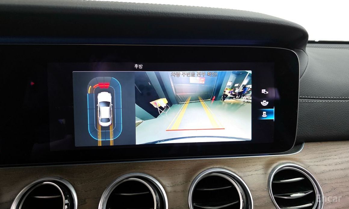 E-Class W213E250 Exclusive 16