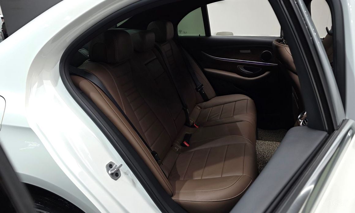 E-Class W213E250 Exclusive 11