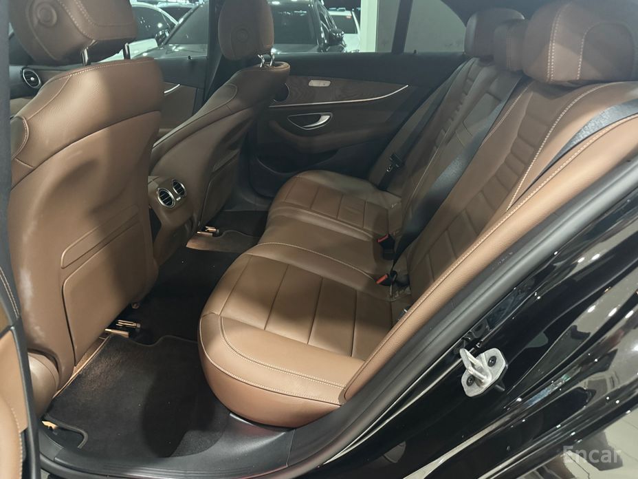 E-Class W213E250 Exclusive 11