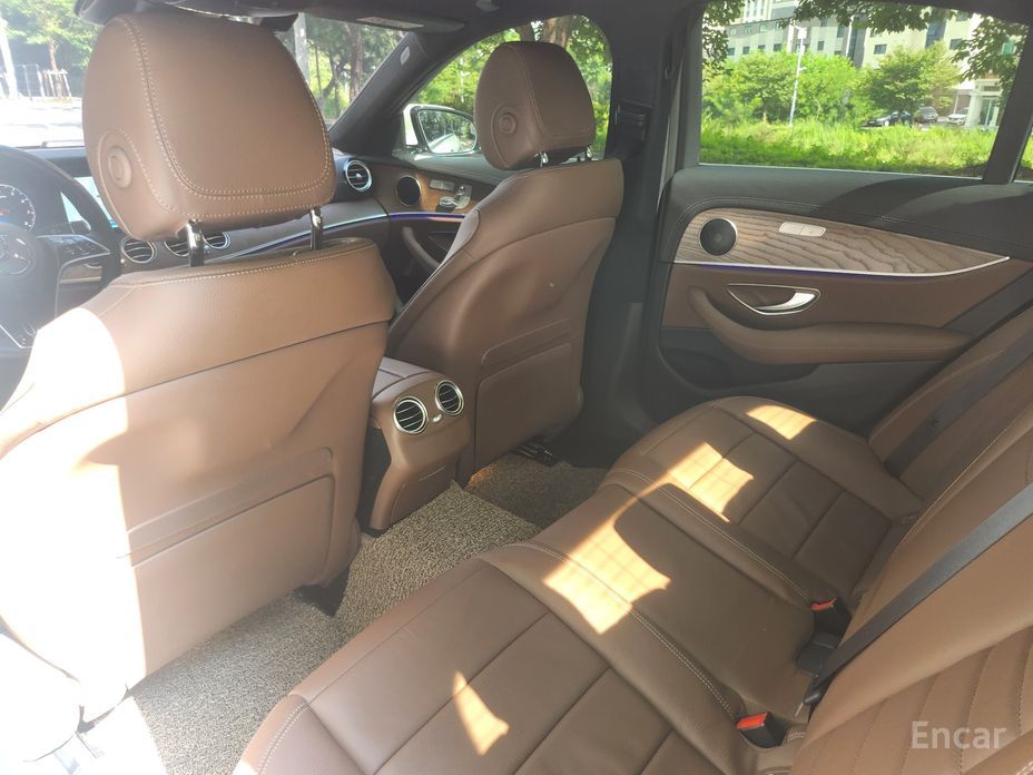 E-Class W213E250 Exclusive 12