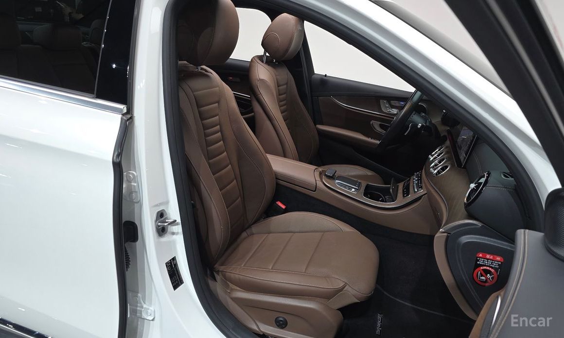 E-Class W213E250 Exclusive 11