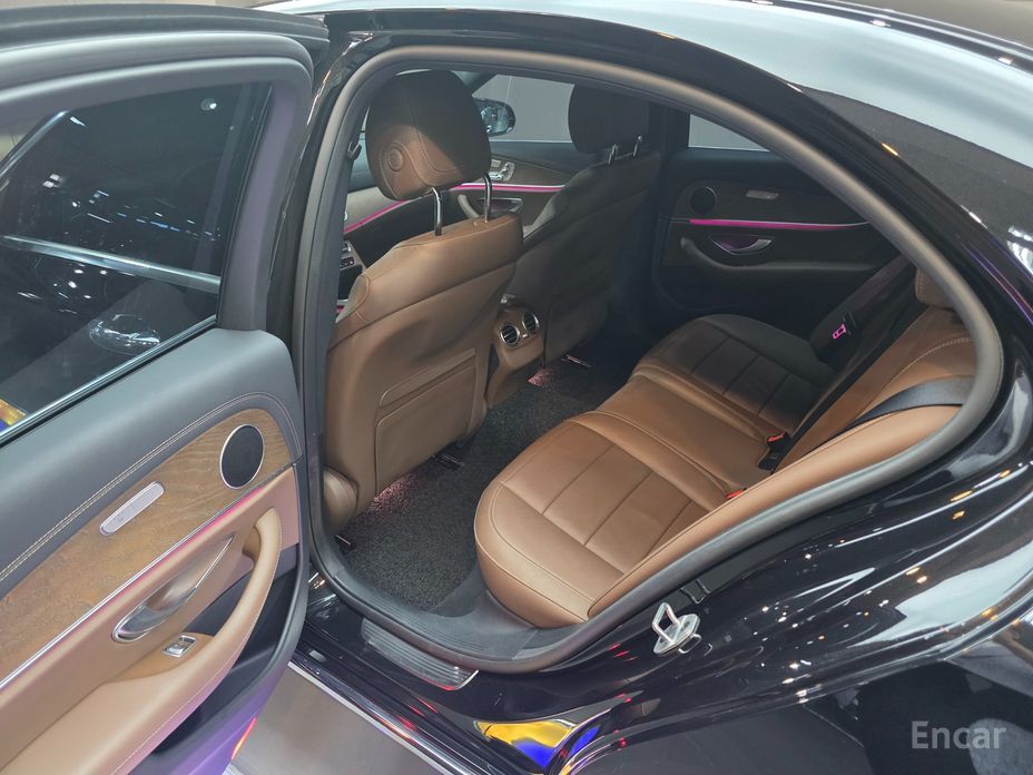 E-Class W213E250 Exclusive 17