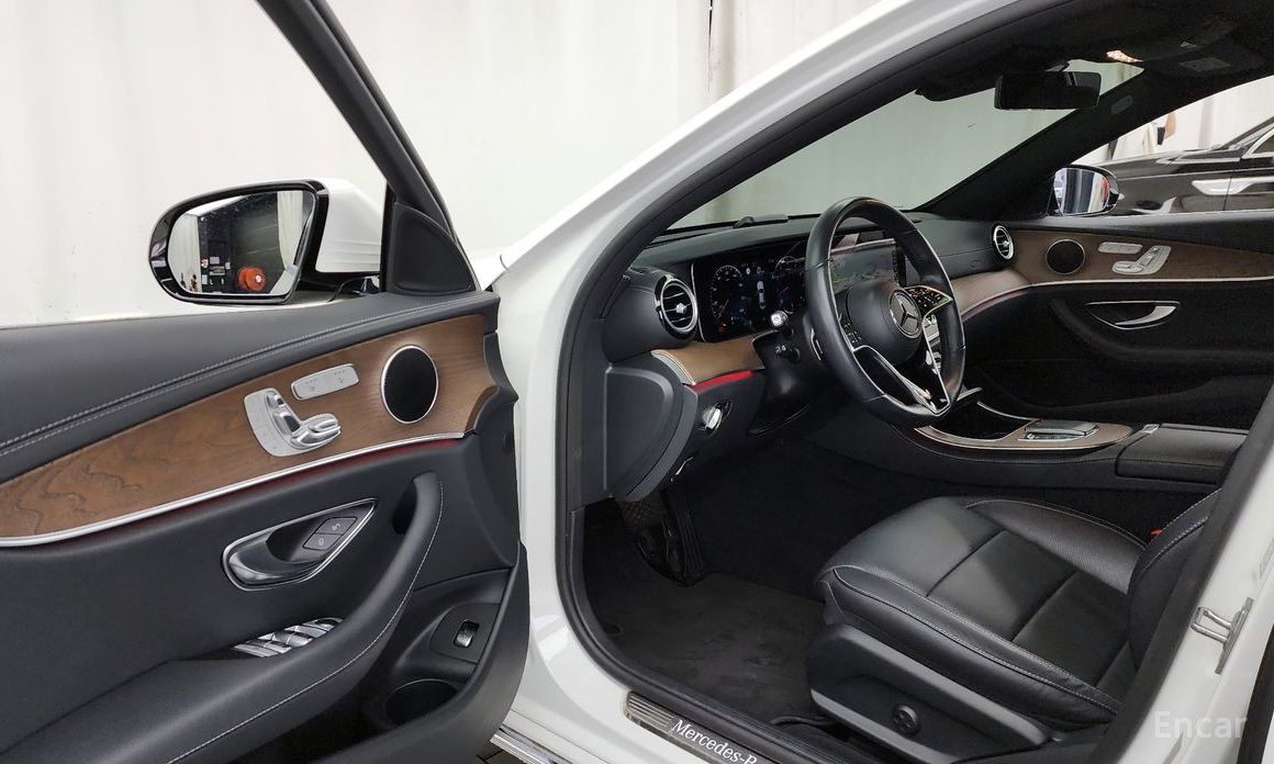 Mercedes-Benz E-Class W213E250 Exclusive  11