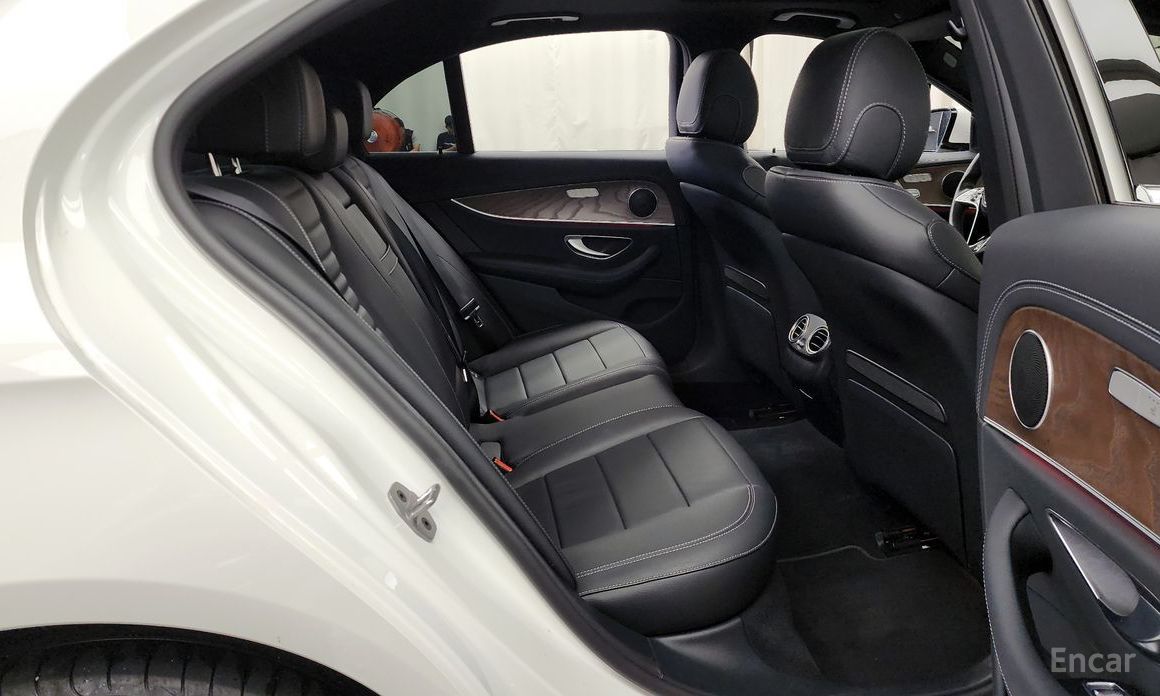 Mercedes-Benz E-Class W213E250 Exclusive  13