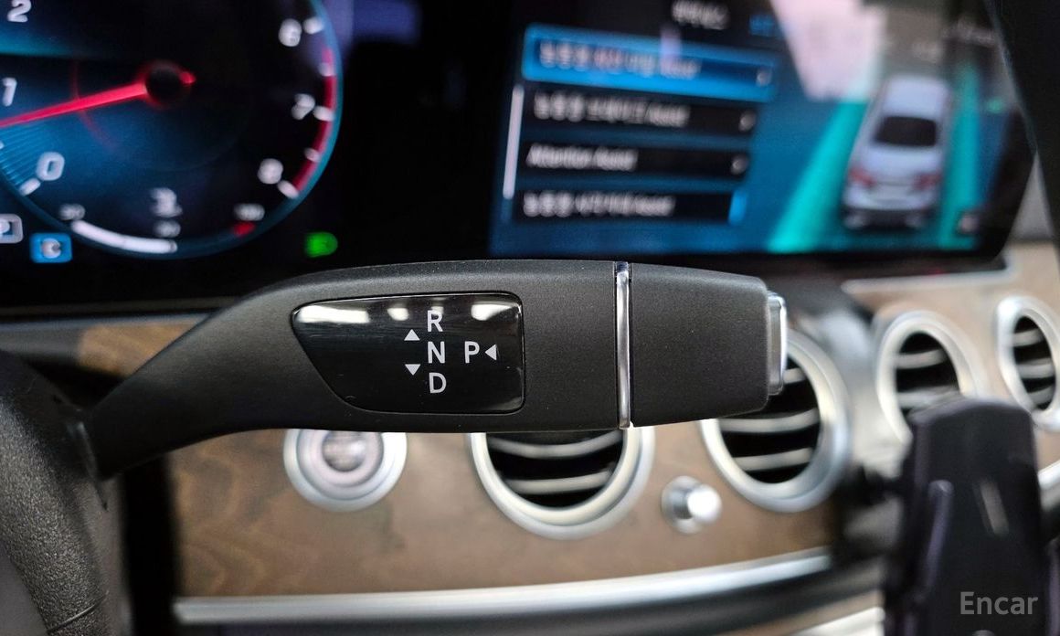 Mercedes-Benz E-Class W213E250 Exclusive №10
