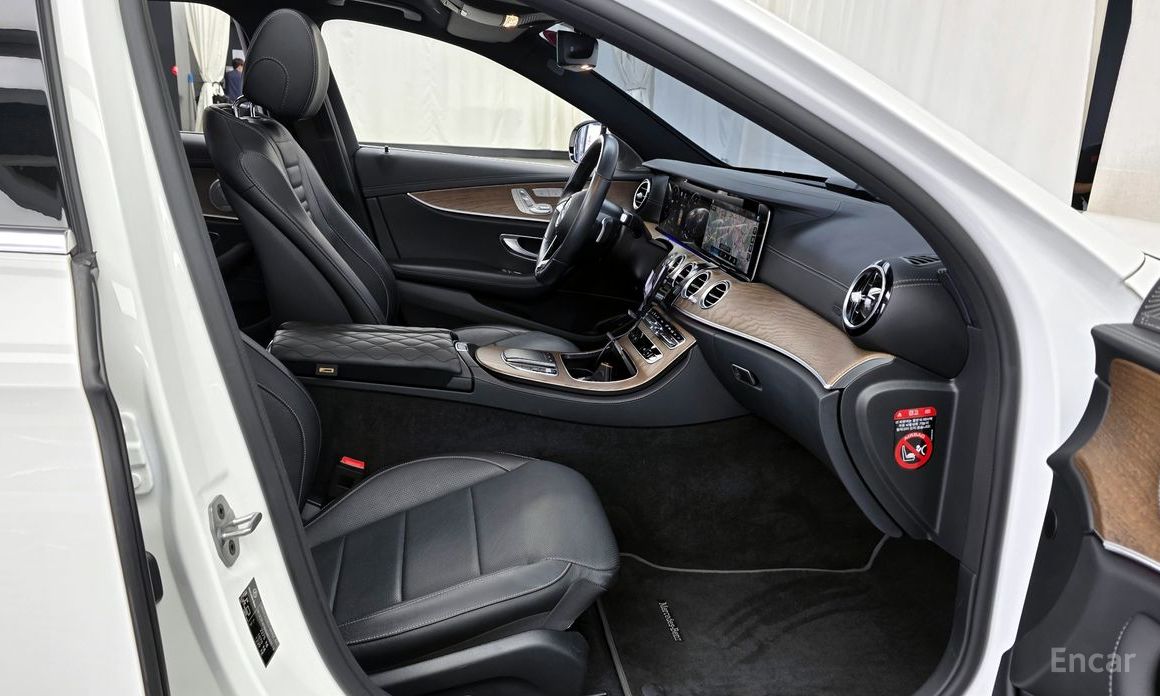 Mercedes-Benz E-Class W213E250 Exclusive №12
